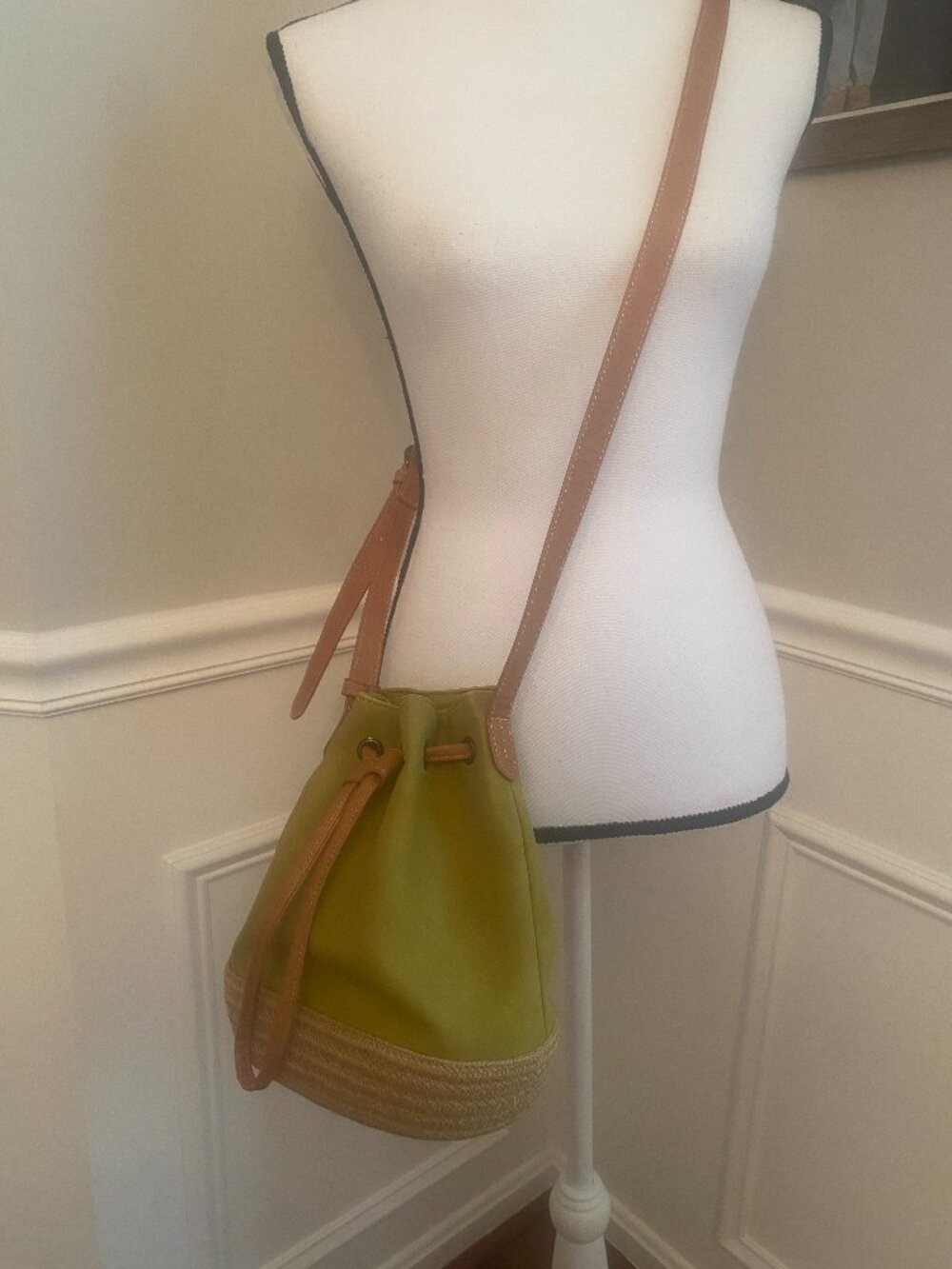 Universal Thread Crossbody Bag Green, Tan